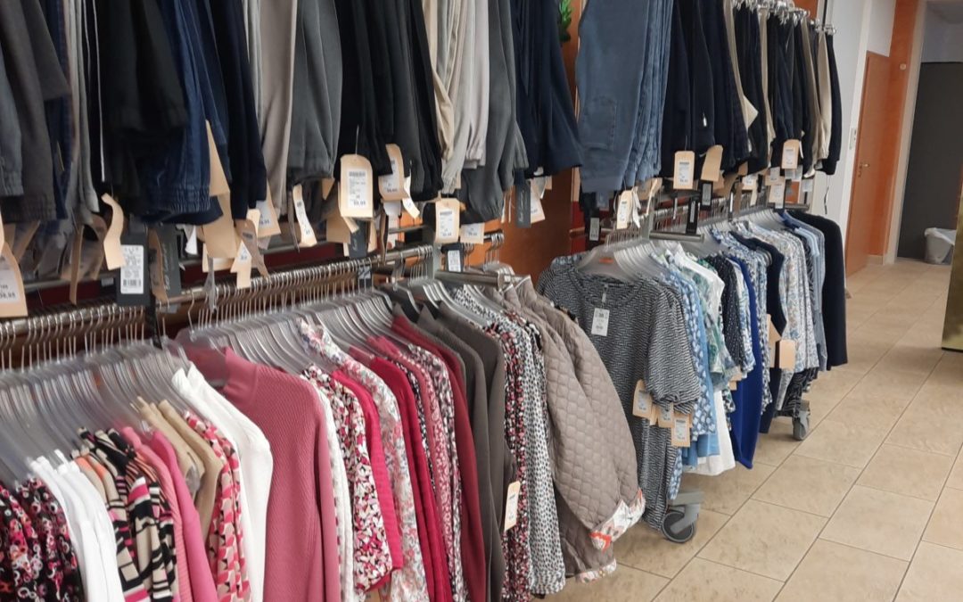 Shoppen im Kniesehaus