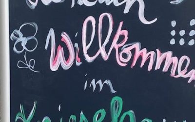 Kniesehaus – Bitte Eintreten